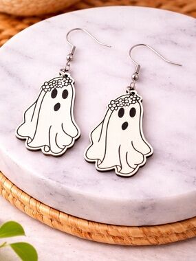 ⚠️ 5/25: Halloween Ghost Flower Crown Dangle Earrings